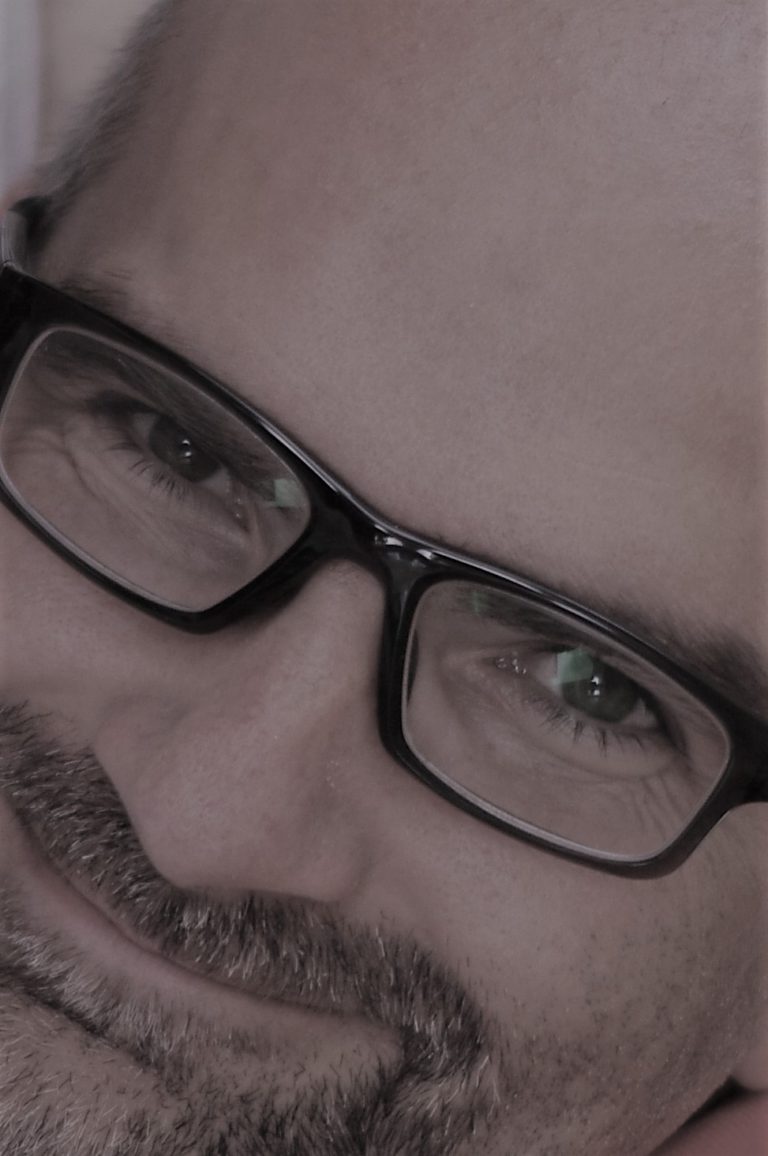 Psyonline Foto 768x1156