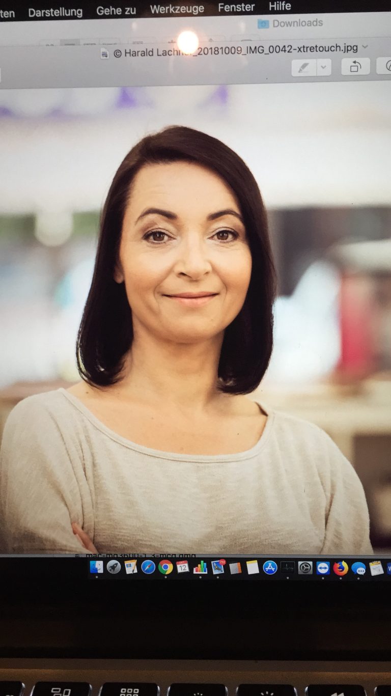 0F3FBCF6 4ACA 4710 8E80 B84D04D1270A 768x1367